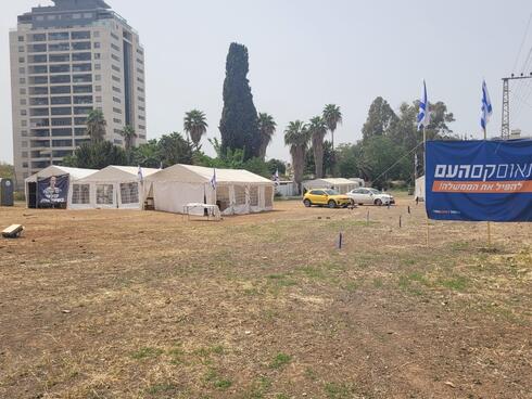 אוהל המחאה ליד ביתו של אורבך